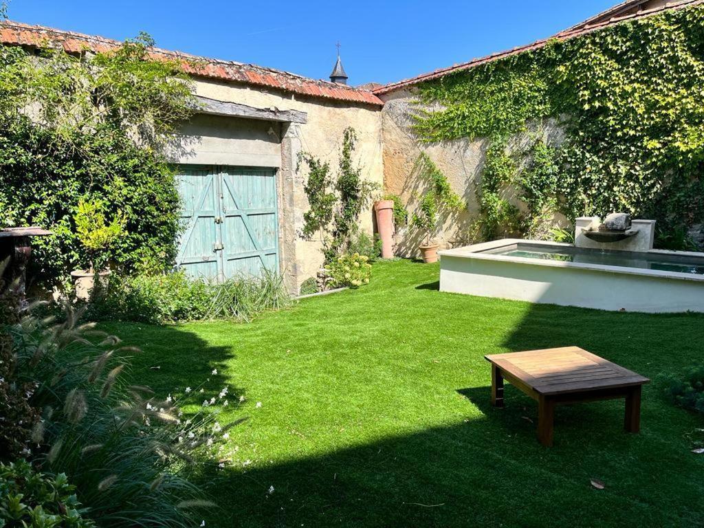 Le Clos De La Cathedrale Bazas Exterior photo